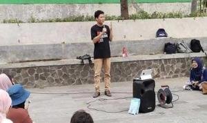 Tak Rela Prabowo Dihina, Adhyaksa Dault Semprot Tiyo Ardianto Eks Ketua BEM UGM Tak Rela Prabowo Dihina, Adhyaksa Dault Semprot Tiyo Ardianto Eks Ketua BEM UGM