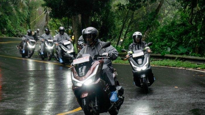New Honda PCX160 RoadSync, Motor Matik Premium Pintar dengan Konektivitas Canggih untuk Era Digital