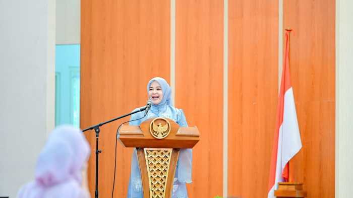 Dengan Gajinya, Tiba-tiba Wagub Fatmawati Rusdi Beri Kejutan di Hari Kartini