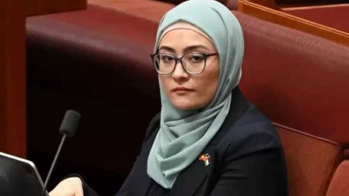 Senator Muslimah Australia Diminta Minum Alkohol dan Menari di Atas Meja