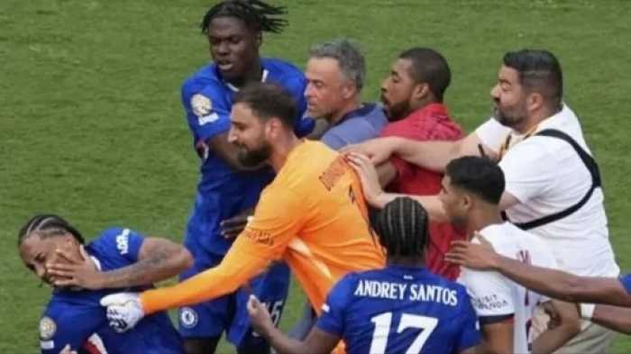 Pelatih PSG Luis Enrique Pukul Pemain Chelsea Joao Pedro Usai Timnya Kalah, Ini Pembelaannya