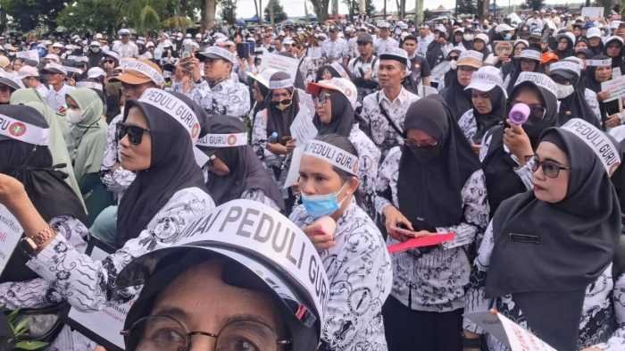 Bantu Gaji Honorer, Dua Guru Luwu Utara Malah Dipecat hingga Ajukan Grasi ke Prabowo