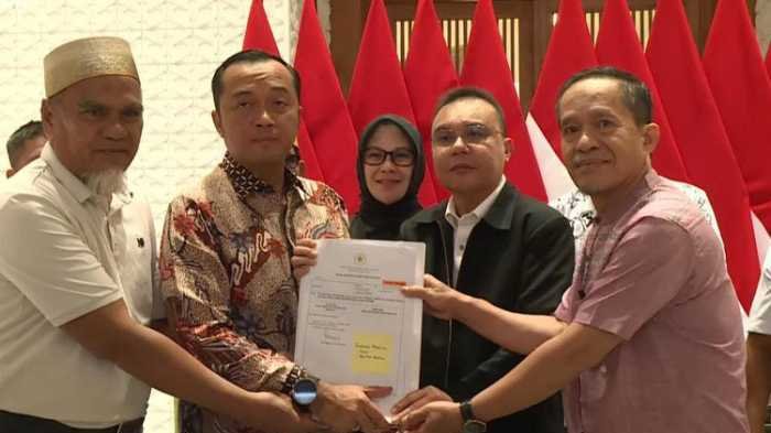 Prabowo Beri Rehabilitasi 2 Guru di Luwu Utara Setelah Dipecat Oleh Gubernur Sulsel