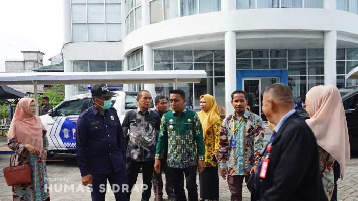 Bupati Sidrap Hadiri Wisuda VII UMS Rappang, Lepas 553 Alumni