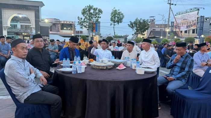 Safari Ramadan Bupati Syaharuddin Alrif Berakhir di Masjid Raya Islamic Center
