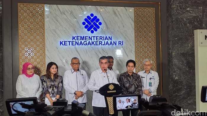 Ini Sektor yang Diimbau untuk Tidak WFH, Apa Itu?