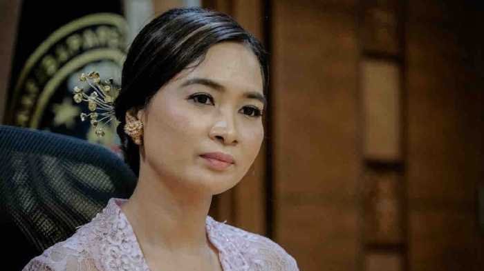 Media Asing Sorot Pelemahan Rupiah, Fokusnya Pernyataan Wamen Pariwisata