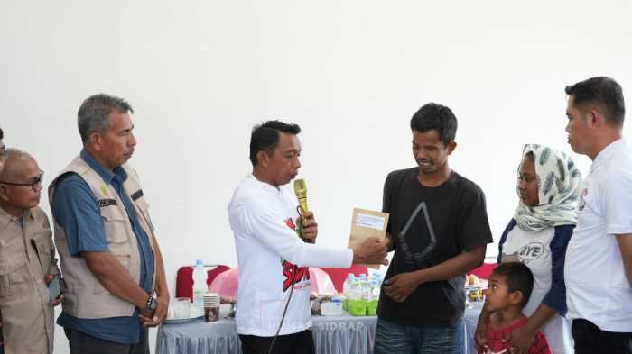 Rumah Terbakar, Warga Bilokka Dapat Uluran Tangan dari Pemkab Sidrap